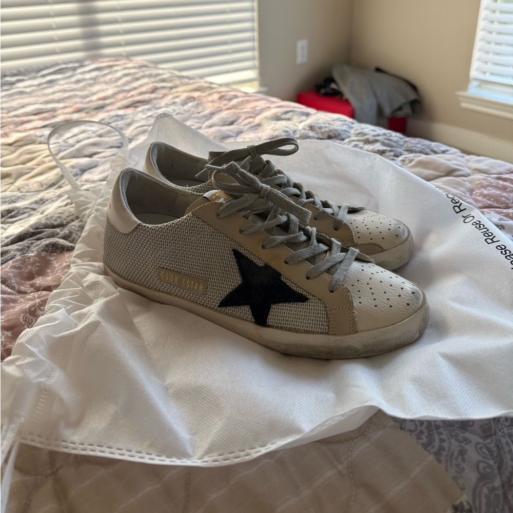 Golden Goose Women's Silver and Black Star Sneakers